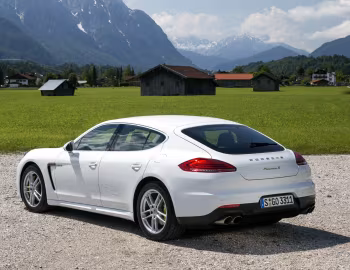Porsche Panamera S E-Hybrid [Worldwide] (970) '2013–16