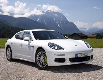 Porsche Panamera S E-Hybrid [Worldwide] (970) '2013–16