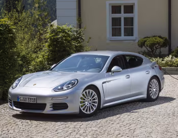 Porsche Panamera S E-Hybrid [Worldwide] (970) '2013–16