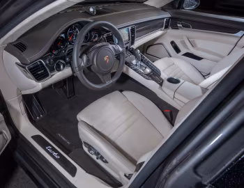 Interior 2014–16 Porsche Panamera Turbo [North America] (970) '2013–16