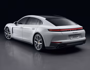 Porsche Panamera 4 [China] '2024–pr.