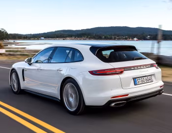 Porsche Panamera 4 E-Hybrid Sport Turismo [Worldwide] (971) '2017–20