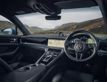 Panel frontal Porsche Panamera 4S Diesel [UK-spec] (971) '2016–17