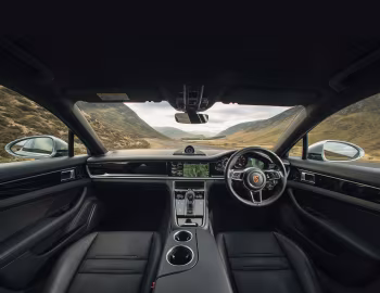 Panel frontal Porsche Panamera 4S [UK-spec] (971) '2016–20