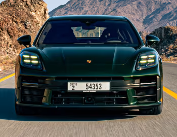 Porsche Panamera 4S E-Hybrid [Middle East] '2025–pr.