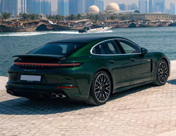 Porsche Panamera 4S E-Hybrid [Middle East] '2025–pr.
