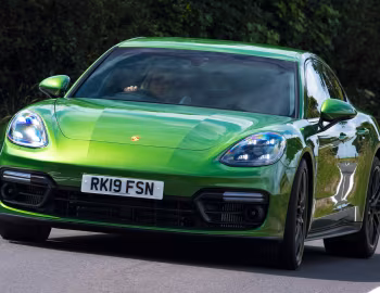 Porsche Panamera GTS [UK-spec] (971) '2019–20