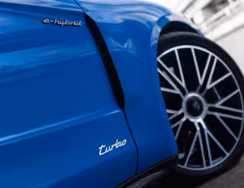 Porsche Panamera Turbo E-Hybrid [Australia] '2025–pr.