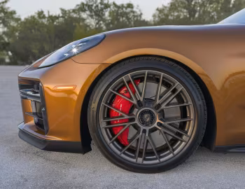 2024–pr. Porsche Panamera Turbo E-Hybrid [North America] '2024–pr.