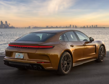 2024–pr. Porsche Panamera Turbo E-Hybrid [North America] '2024–pr.