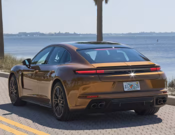 2024–pr. Porsche Panamera Turbo E-Hybrid [North America] '2024–pr.