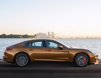 2024–pr. Porsche Panamera Turbo E-Hybrid [North America] '2024–pr.