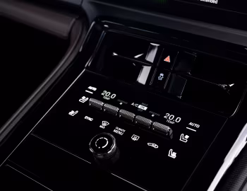 Intérieur Porsche Panamera Turbo E-Hybrid [UK-spec] '2024–pr.