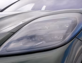 Porsche Panamera Turbo E-Hybrid [UK-spec] '2024–pr.