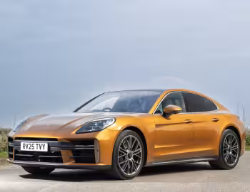 Porsche Panamera Turbo S E-Hybrid [UK-spec] '2024–pr.