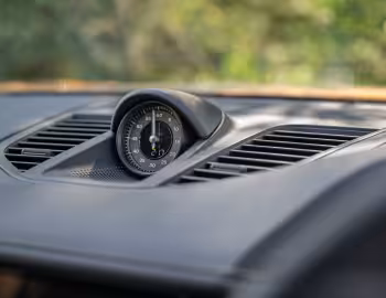 Interior Porsche Panamera Turbo S E-Hybrid [UK-spec] '2024–pr.