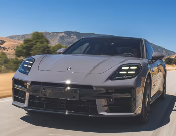 Porsche Panamera Turbo S E-Hybrid [Worldwide] '2024–pr.