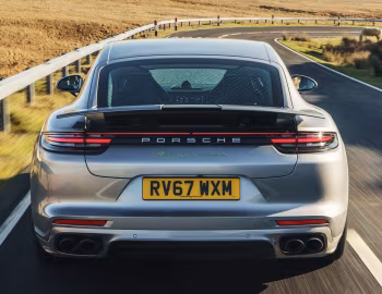 Porsche Panamera Turbo S E-Hybrid [UK-spec] (971) '2017–20