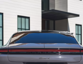 Porsche Panamera Turbo S E-Hybrid [Worldwide] '2024–pr.