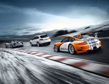 Porsche 911 GT3 R Hybrid, Porsche Cayenne S Hybrid, Porsche 918 Spyder Concept