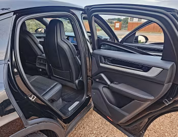 Interior SVI Porsche Cayenne Coupé '2025–pr.