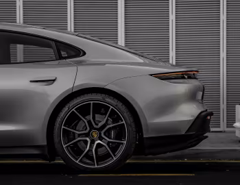 Porsche Taycan [Middle East] '2021–24