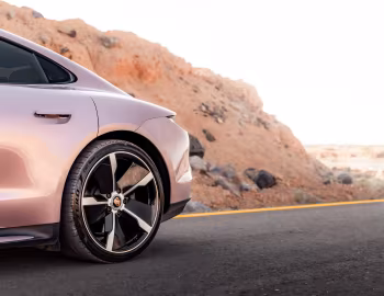Porsche Taycan [Middle East] '2021–24