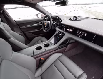 Интерьер Porsche Taycan [Worldwide] '2020–24
