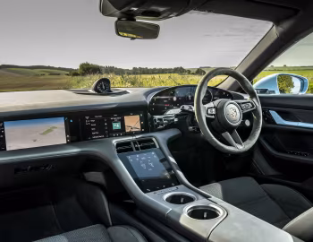 Panel frontal Porsche Taycan 4S [UK-spec] '2020–24