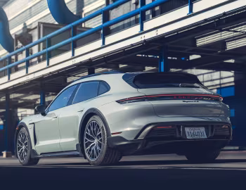 2025–pr. Porsche Taycan 4S Cross Turismo [North America] '2024–pr.