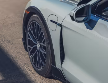 2025–pr. Porsche Taycan 4S Cross Turismo [North America] '2024–pr.