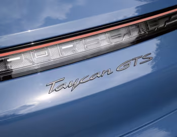 Porsche Taycan GTS Sport Turismo [UK-spec] '2024–pr.