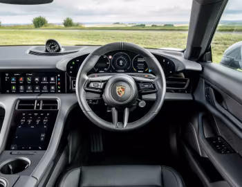 Panel frontal Porsche Taycan Sport Turismo [UK-spec] '2022–24