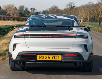 Porsche Taycan Turbo GT Weissach Package [UK-spec] '2024–pr.