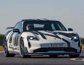 Porsche Taycan Turbo GT Weissach Package [UK-spec] '2024–pr.