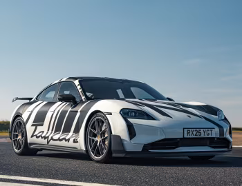 Porsche Taycan Turbo GT Weissach Package [UK-spec] '2024–pr.