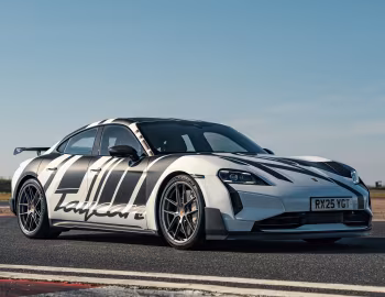 Porsche Taycan Turbo GT Weissach Package [UK-spec] '2024–pr.