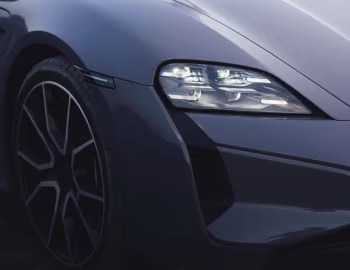 Porsche Taycan Turbo S [Middle East] '2024–pr.