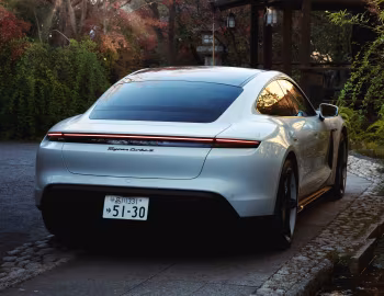 Porsche Taycan Turbo S [Japan] '2020–24