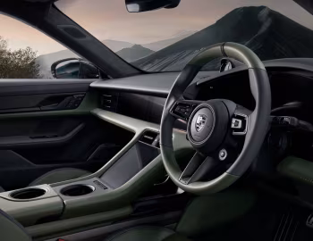 Interior Porsche Taycan Turbo S Celestial Jade '09.2024