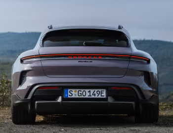 Porsche Taycan Turbo S Cross Turismo [Worldwide] '2024–pr.