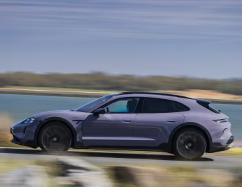 Porsche Taycan Turbo S Cross Turismo [Worldwide] '2024–pr.