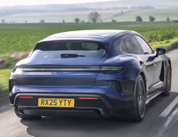 Porsche Taycan Turbo S Sport Turismo [UK-spec] '2024–pr.