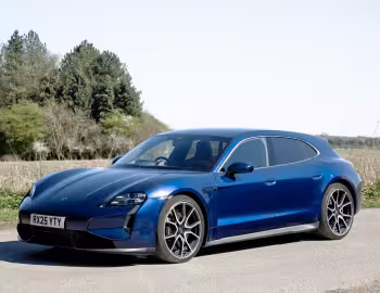 Porsche Taycan Turbo S Sport Turismo [UK-spec] '2024–pr.