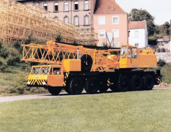 DEMAG TC 300
