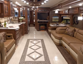 Інтэр'ер 2013–15 Entegra Coach Anthem '2012–15