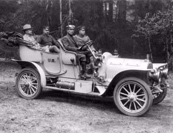 1906 Royal Tourist Model F Touring