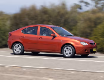 Proton GEN•2 M-Line [Australia] '10.2004–08