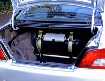 Porta-malas Proton Impian 1.6X LPG [UK-spec] '2002–06