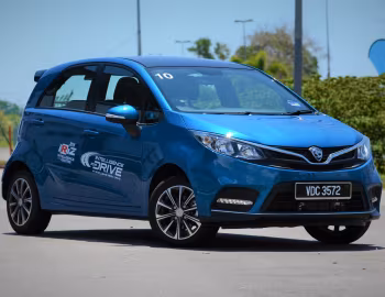 Proton Iriz Premium '04.2019–08.2021